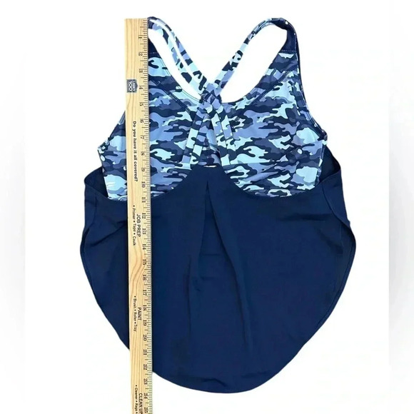 NWT Fabletics Giselle Powertouch Light Built-In Bra Swing Tank Blue Medium - Picture 9 of 10